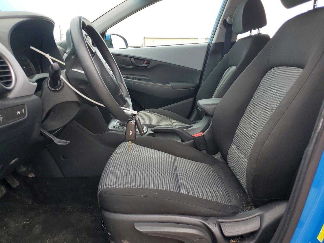 2020 HYUNDAI KONA SE photo 19