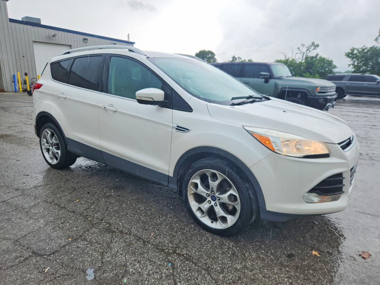 2016 FORD ESCAPE TITANIUM photo 10