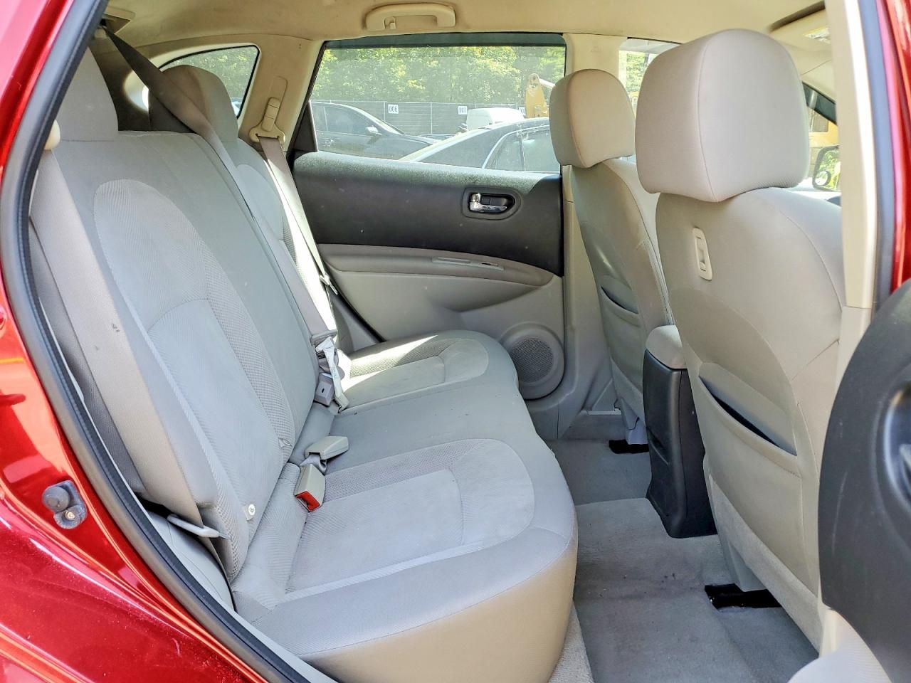 2011 NISSAN ROGUE S photo 31
