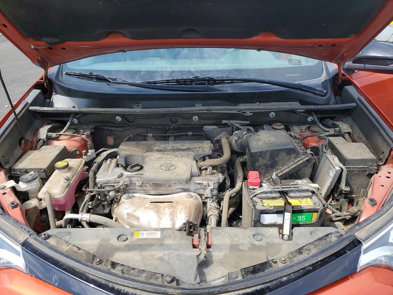 2016 TOYOTA RAV4 SE photo 11