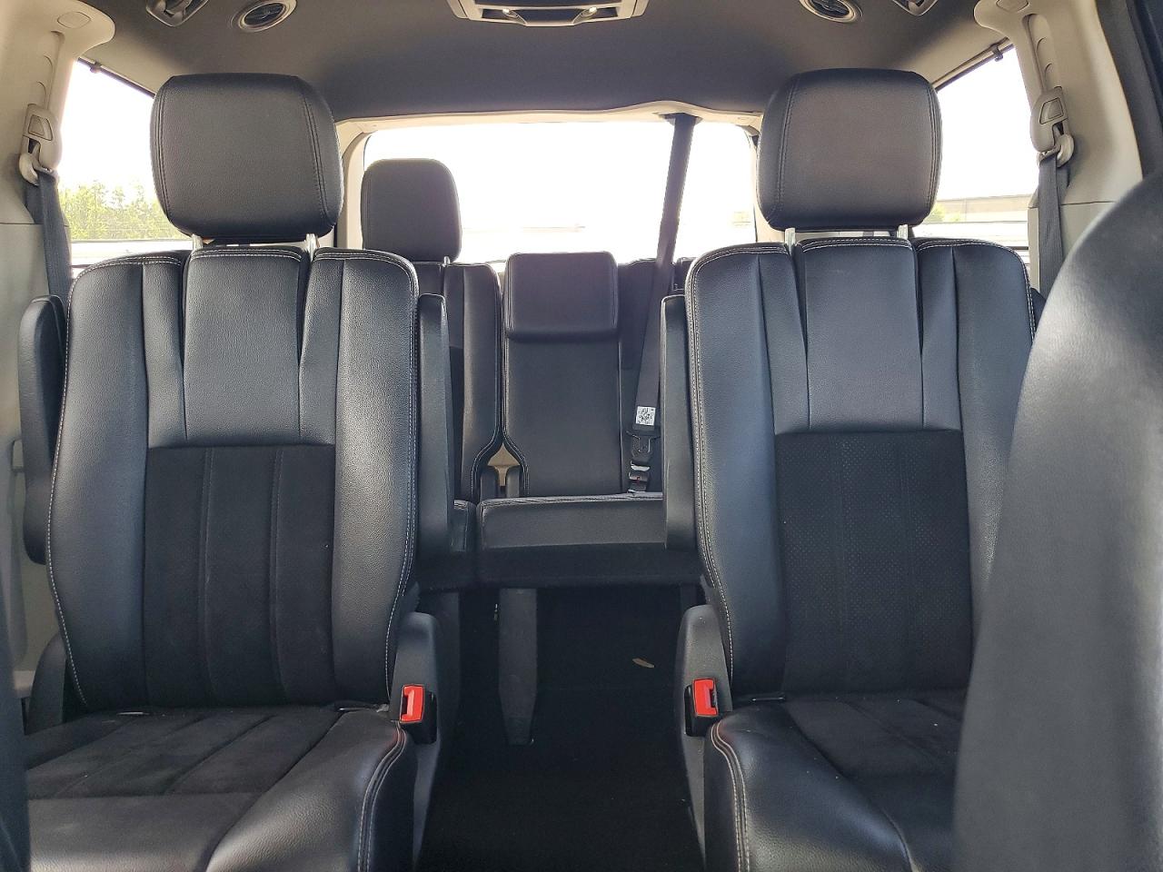 2015 DODGE GRAND CARAVAN SXT photo 28