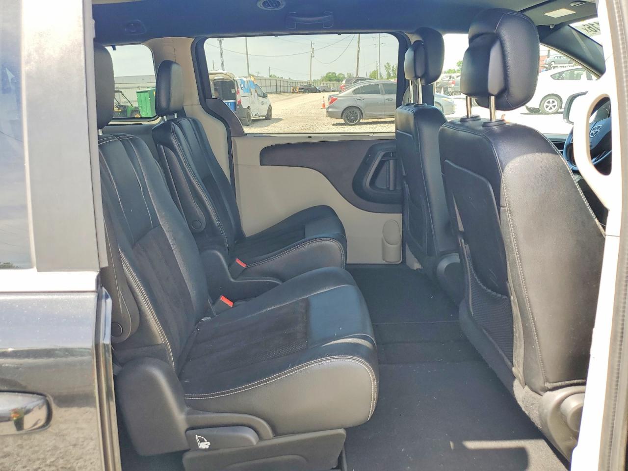 2015 DODGE GRAND CARAVAN SXT photo 31