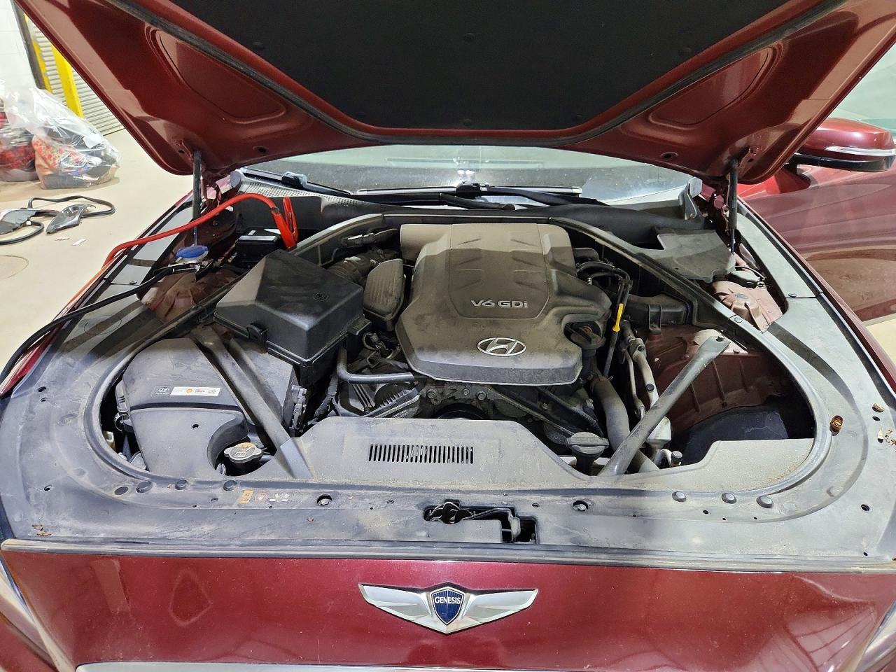 2015 HYUNDAI GENESIS 3.8L photo 11