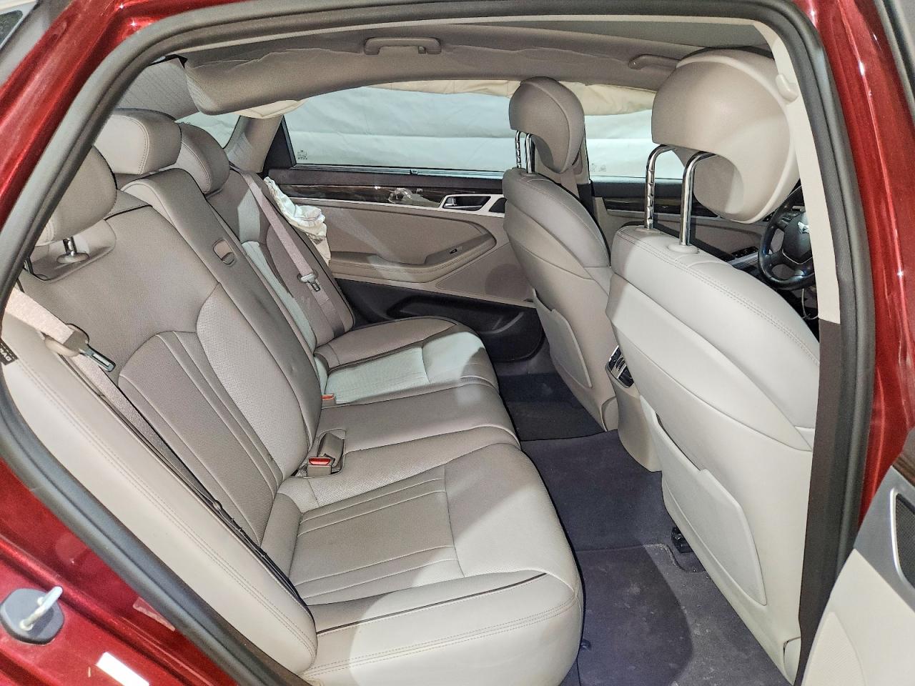 2015 HYUNDAI GENESIS 3.8L photo 10