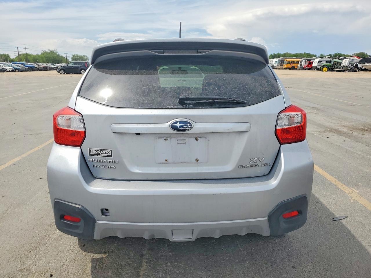 2014 SUBARU XV CROSSTREK 2.0I HYBRID photo 16
