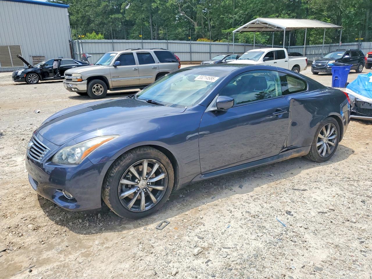 2011 INFINITI G37 COUPE