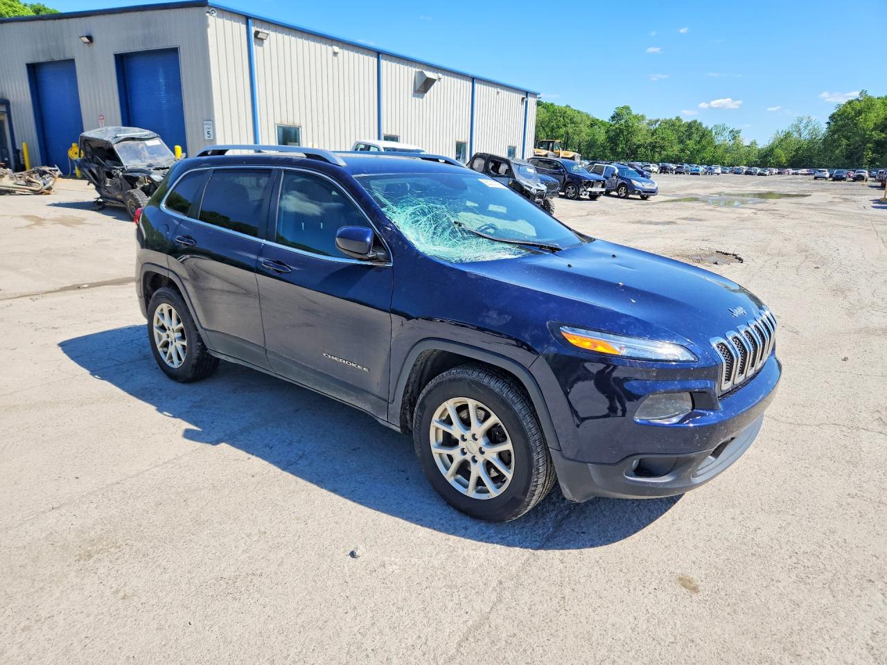 2016 JEEP CHEROKEE LATITUDE photo 10