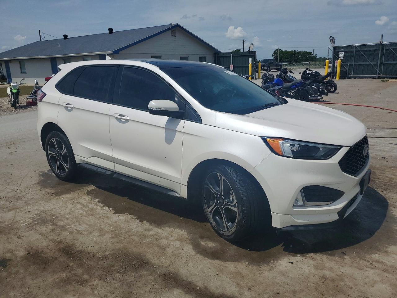 2019 FORD EDGE ST photo 10