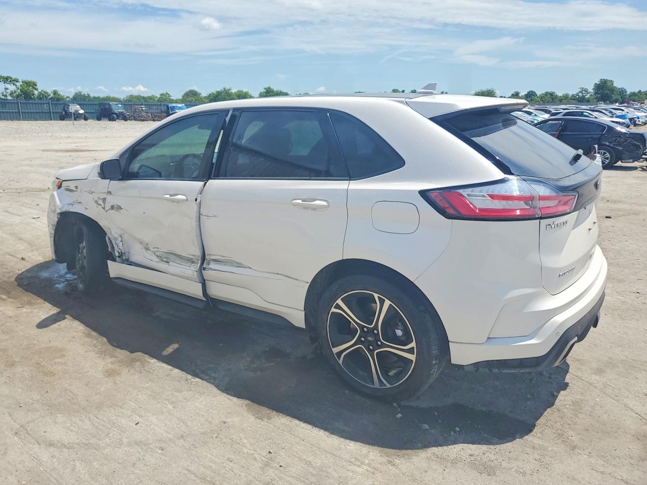 2019 FORD EDGE ST photo 4