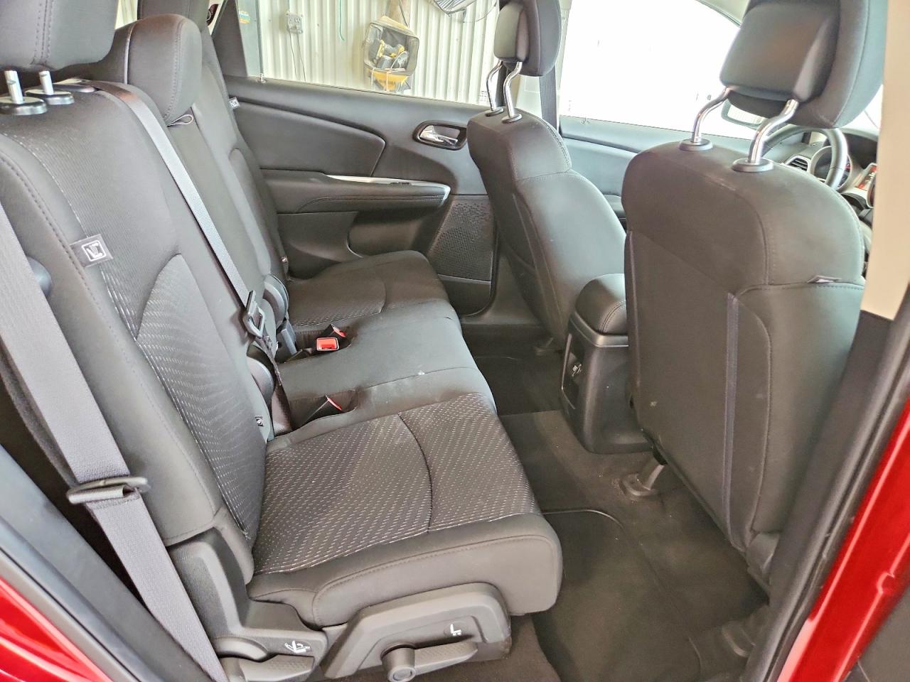 2018 DODGE JOURNEY SE photo 31