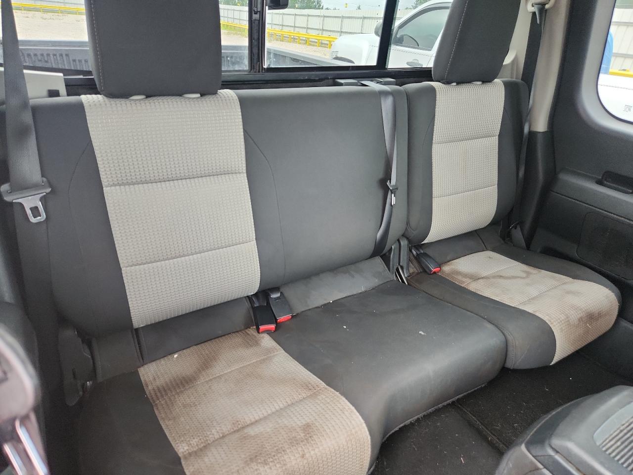 2012 NISSAN TITAN S photo 19