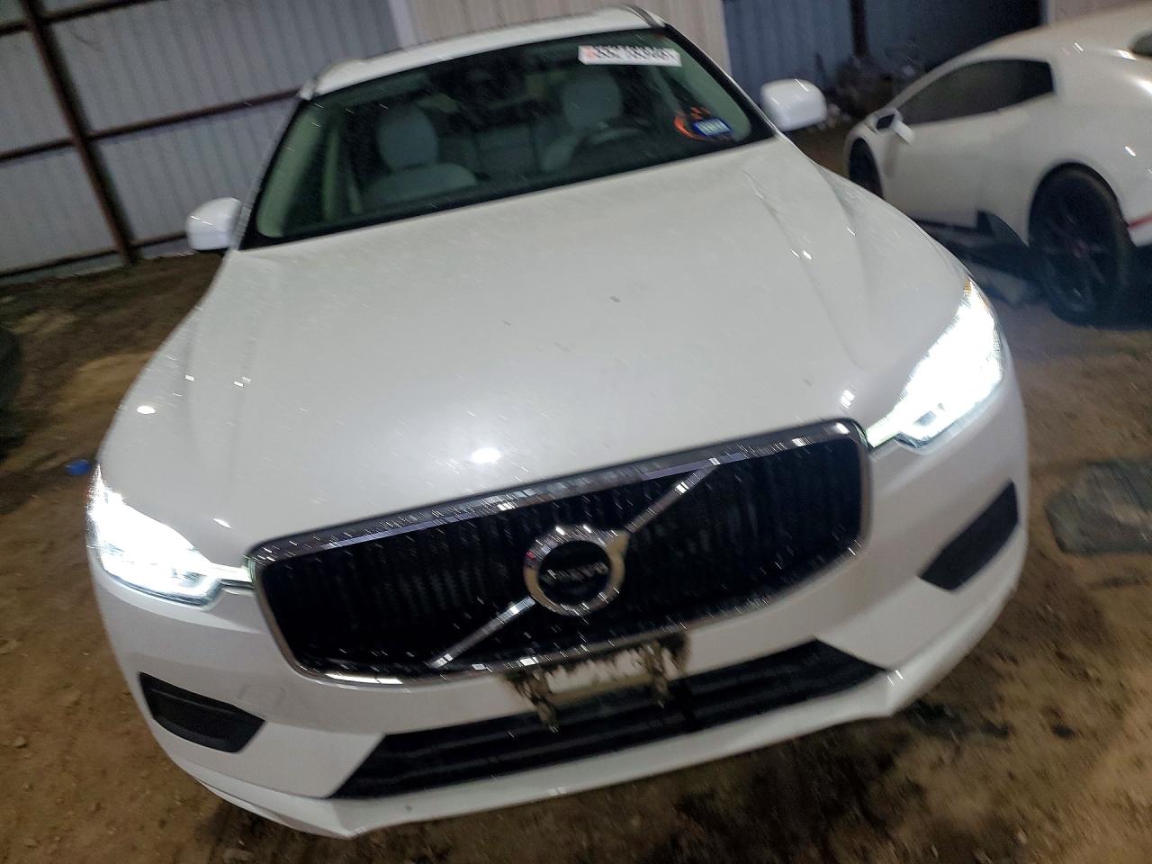 2020 VOLVO XC60 T5 MOMENTUM photo 9