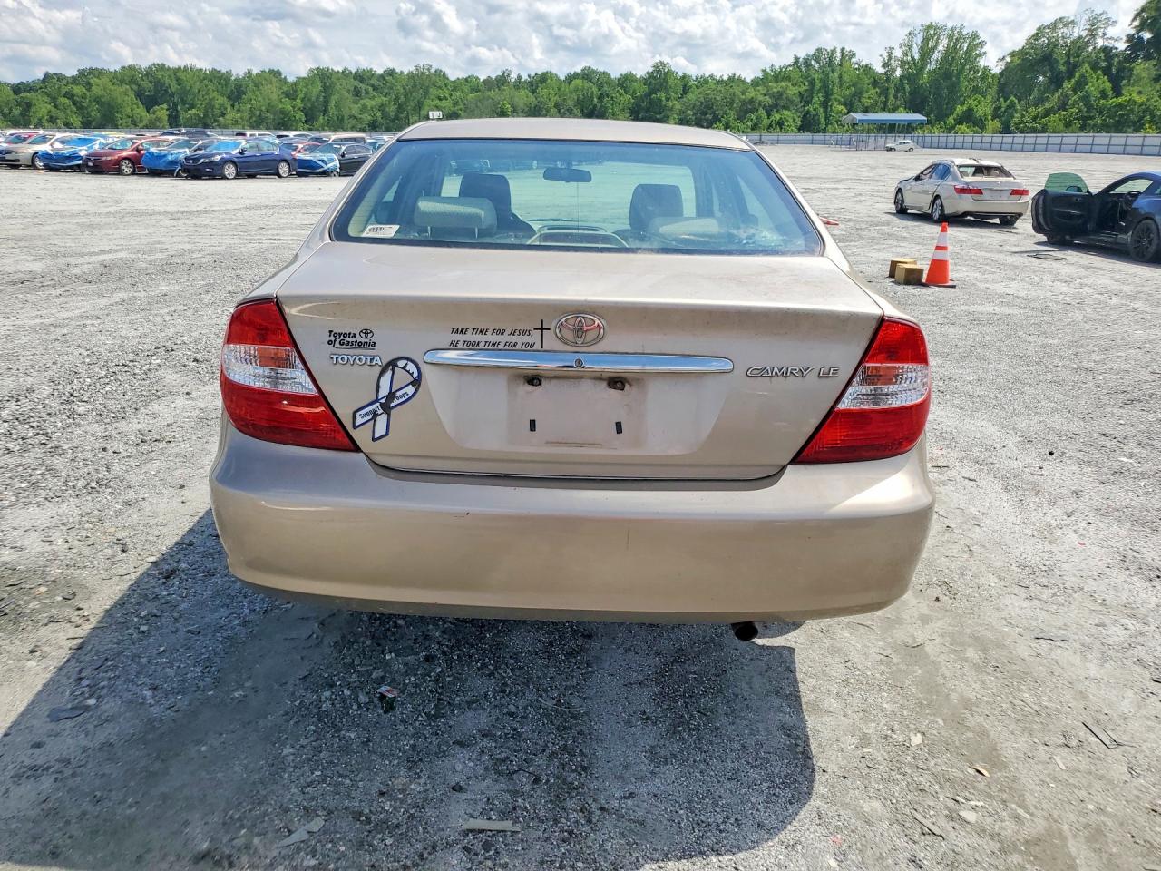 2003 TOYOTA CAMRY LE photo 11