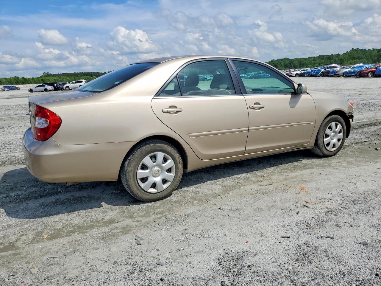 2003 TOYOTA CAMRY LE photo 5
