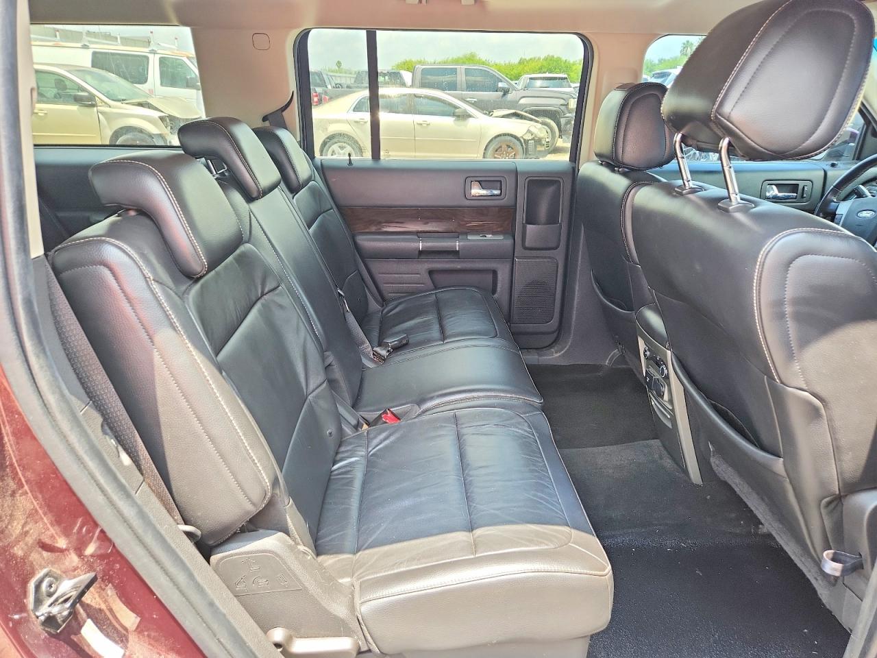 2011 FORD FLEX SEL photo 31