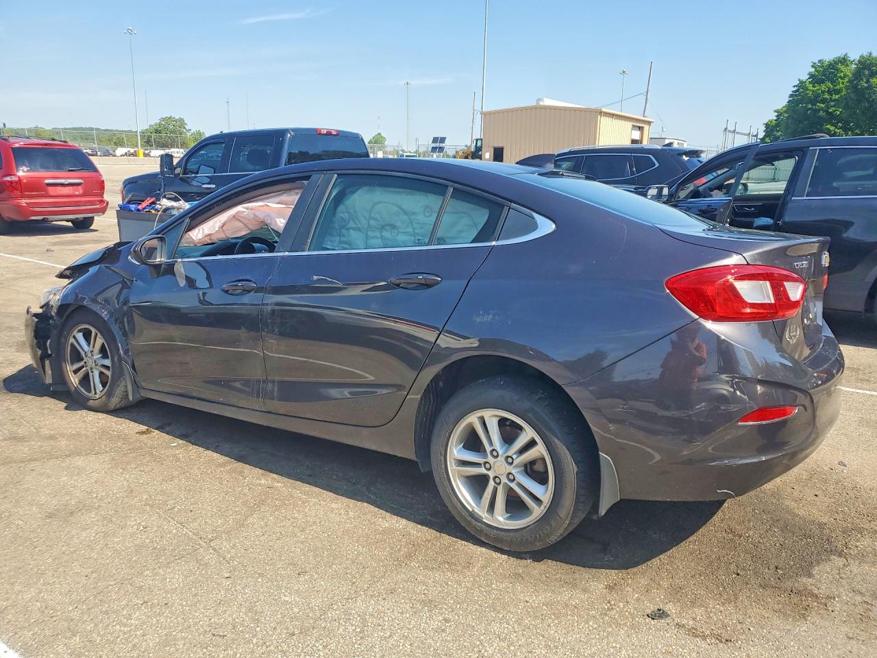 2016 CHEVROLET CRUZE LT photo 3