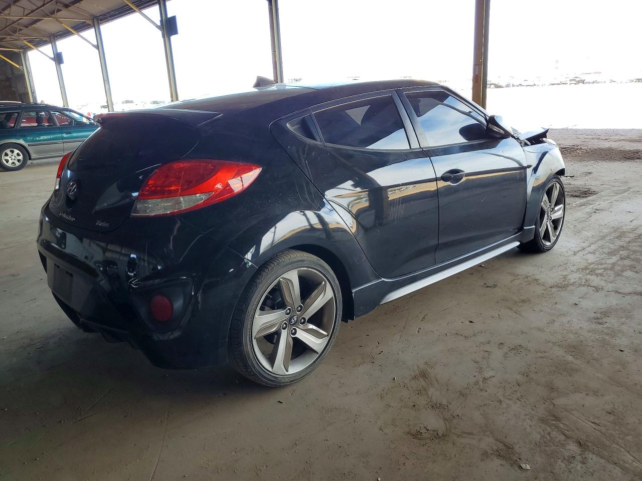 2015 HYUNDAI VELOSTER TURBO photo 5