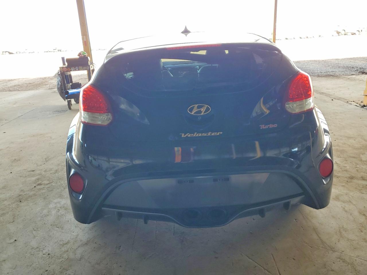 2015 HYUNDAI VELOSTER TURBO photo 11