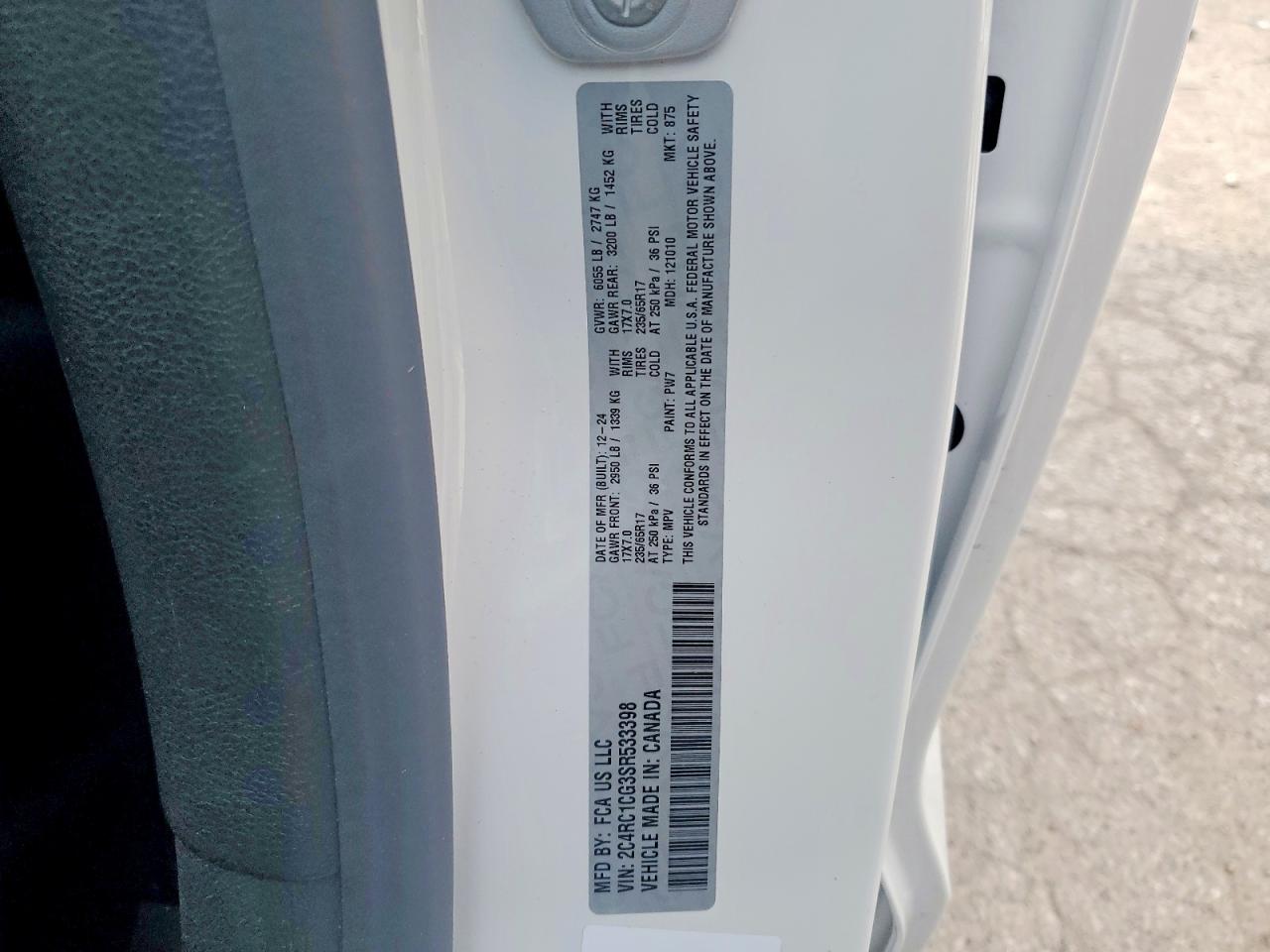 2025 CHRYSLER VOYAGER LX photo 25