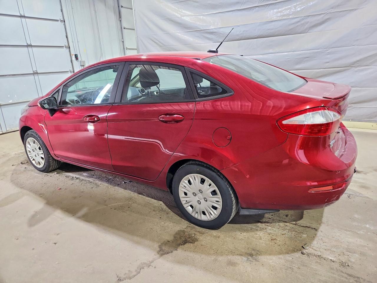 2016 FORD FIESTA SE photo 3