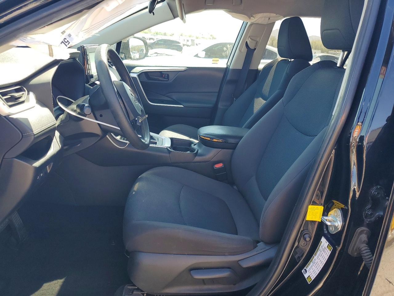2019 TOYOTA RAV4 LE photo 19