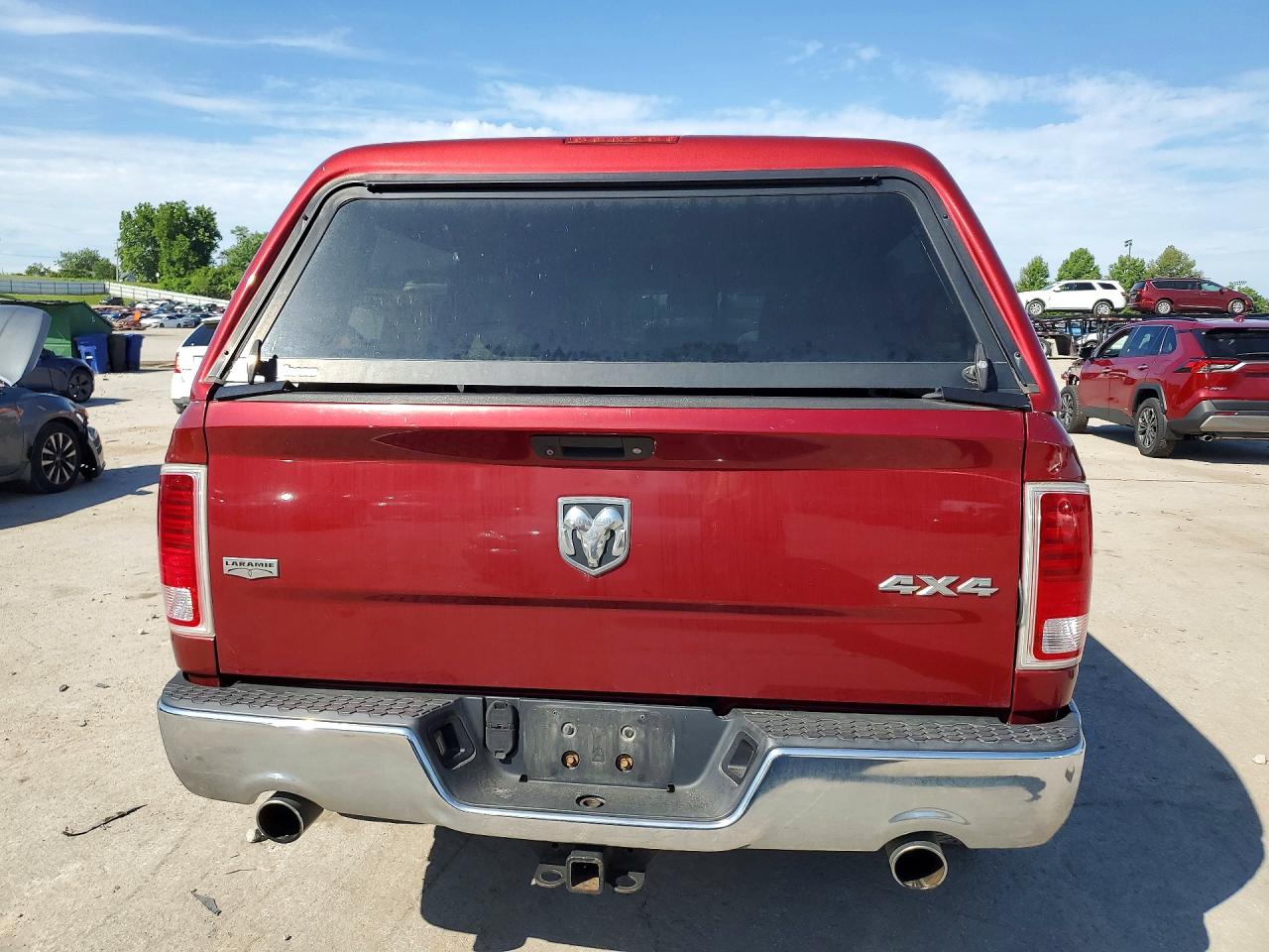 2014 RAM 1500 LARAMIE photo 16