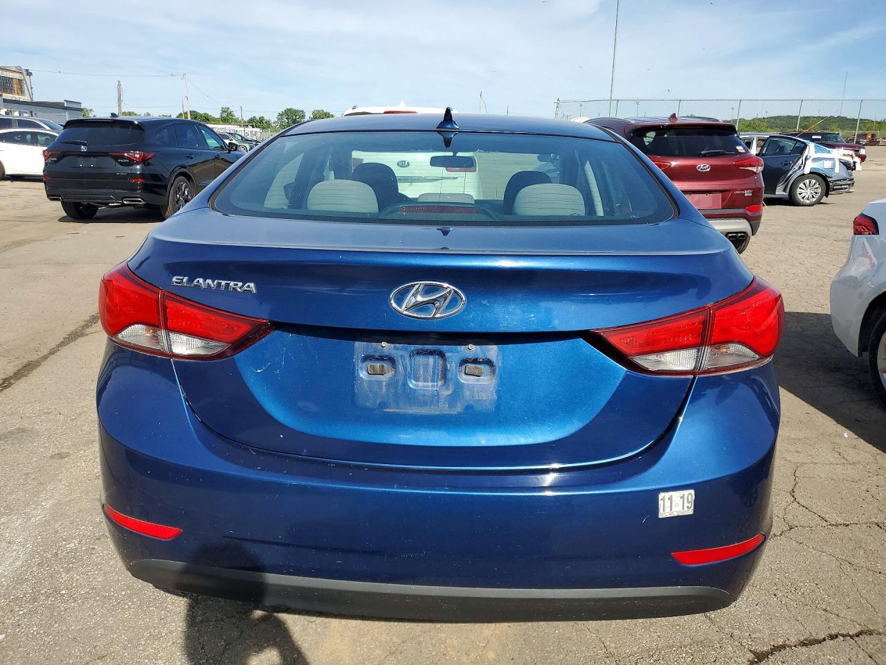 2015 HYUNDAI ELANTRA SE photo 16
