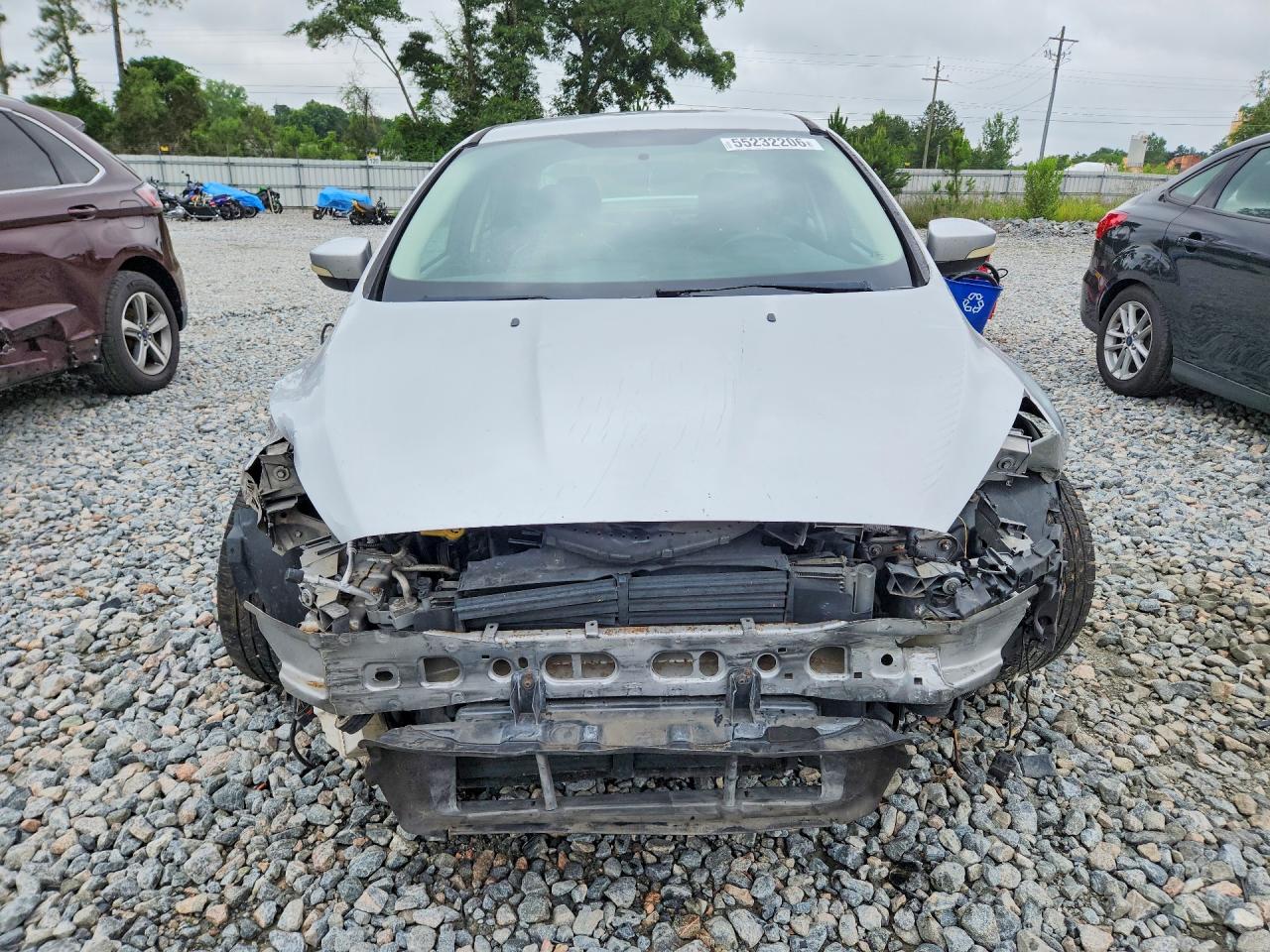 2015 FORD FOCUS SE photo 9