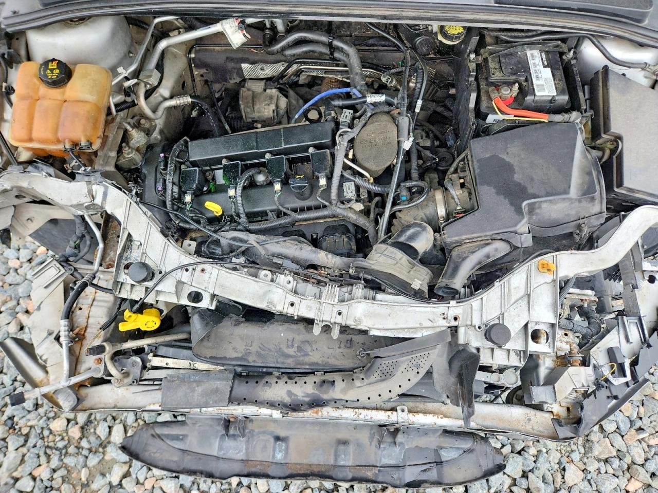 2015 FORD FOCUS SE photo 21