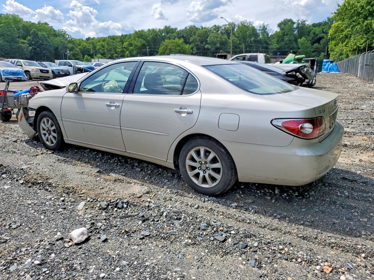 2003 LEXUS ES 300 photo 3