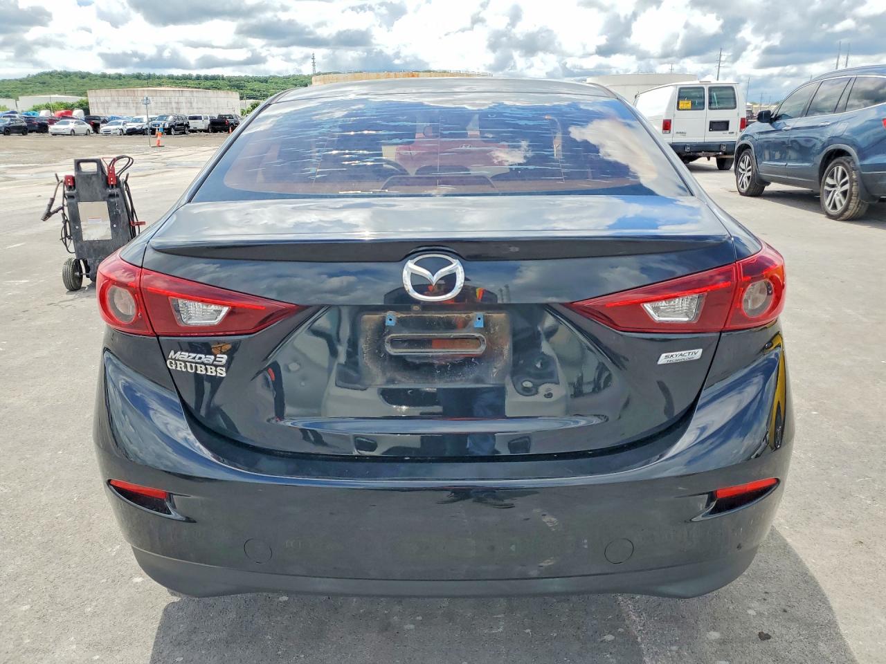 2018 MAZDA 3 TOURING photo 11
