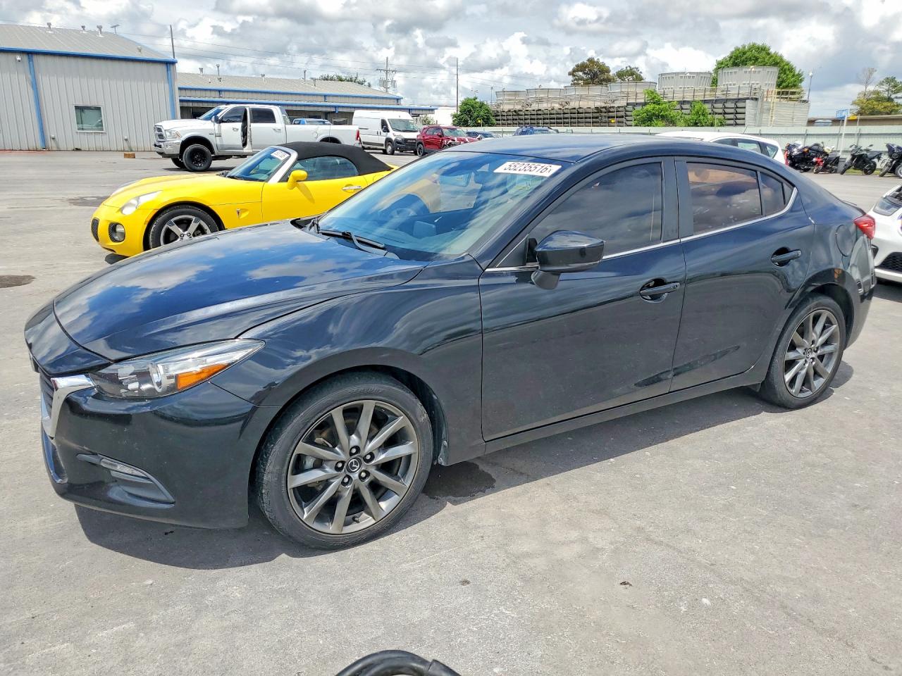 2018 MAZDA 3