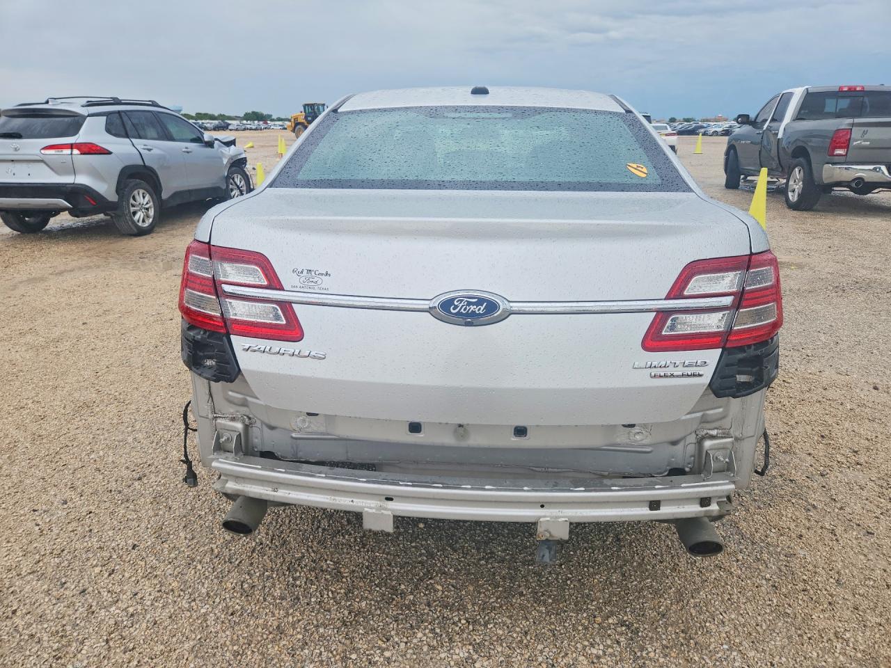 2018 FORD TAURUS LIMITED photo 11