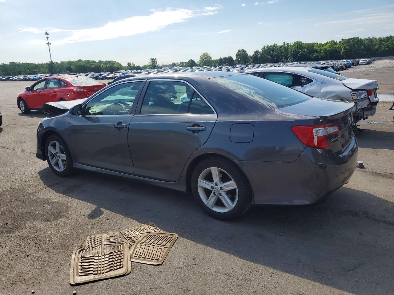 2012 TOYOTA CAMRY SE photo 2