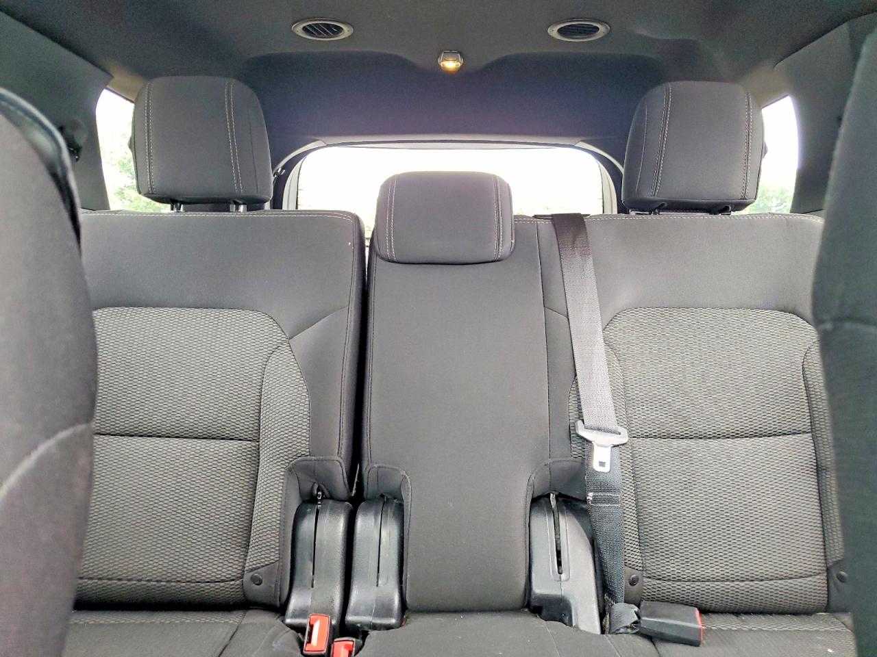 2017 FORD EXPLORER XLT photo 28