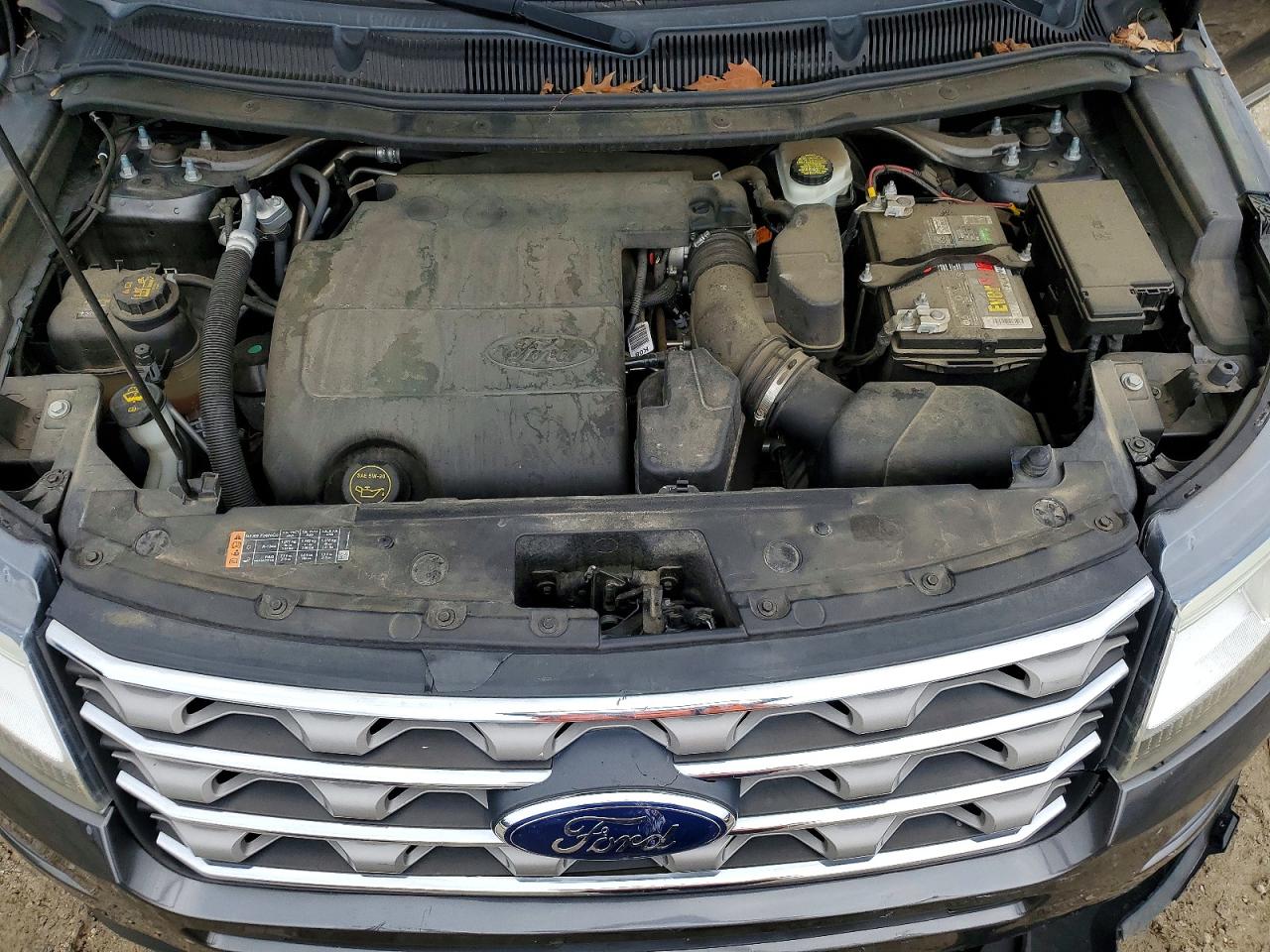 2017 FORD EXPLORER XLT photo 34
