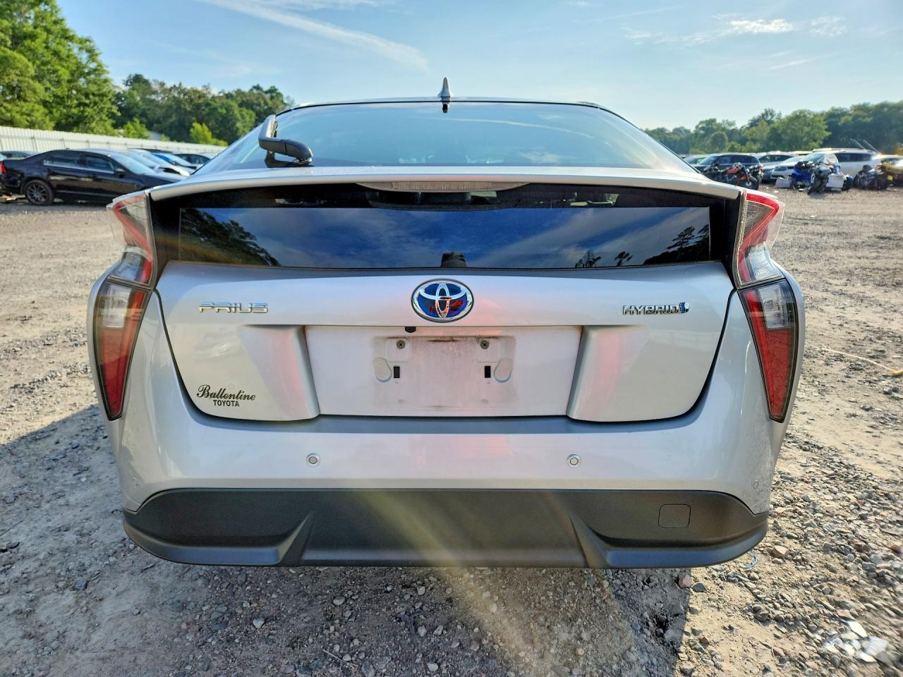 2018 TOYOTA PRIUS FOUR TOURING photo 11