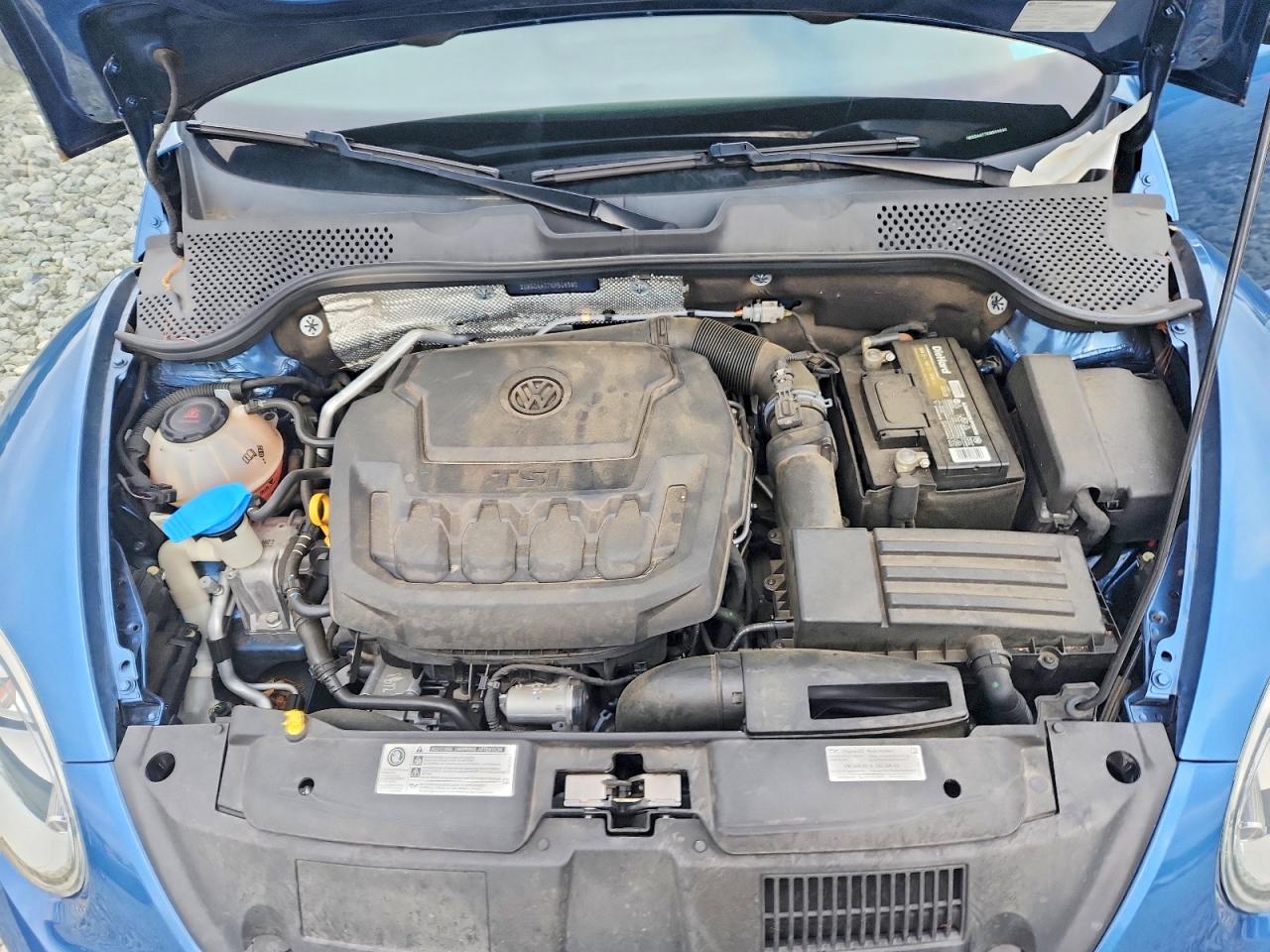 2019 VOLKSWAGEN BEETLE S photo 21