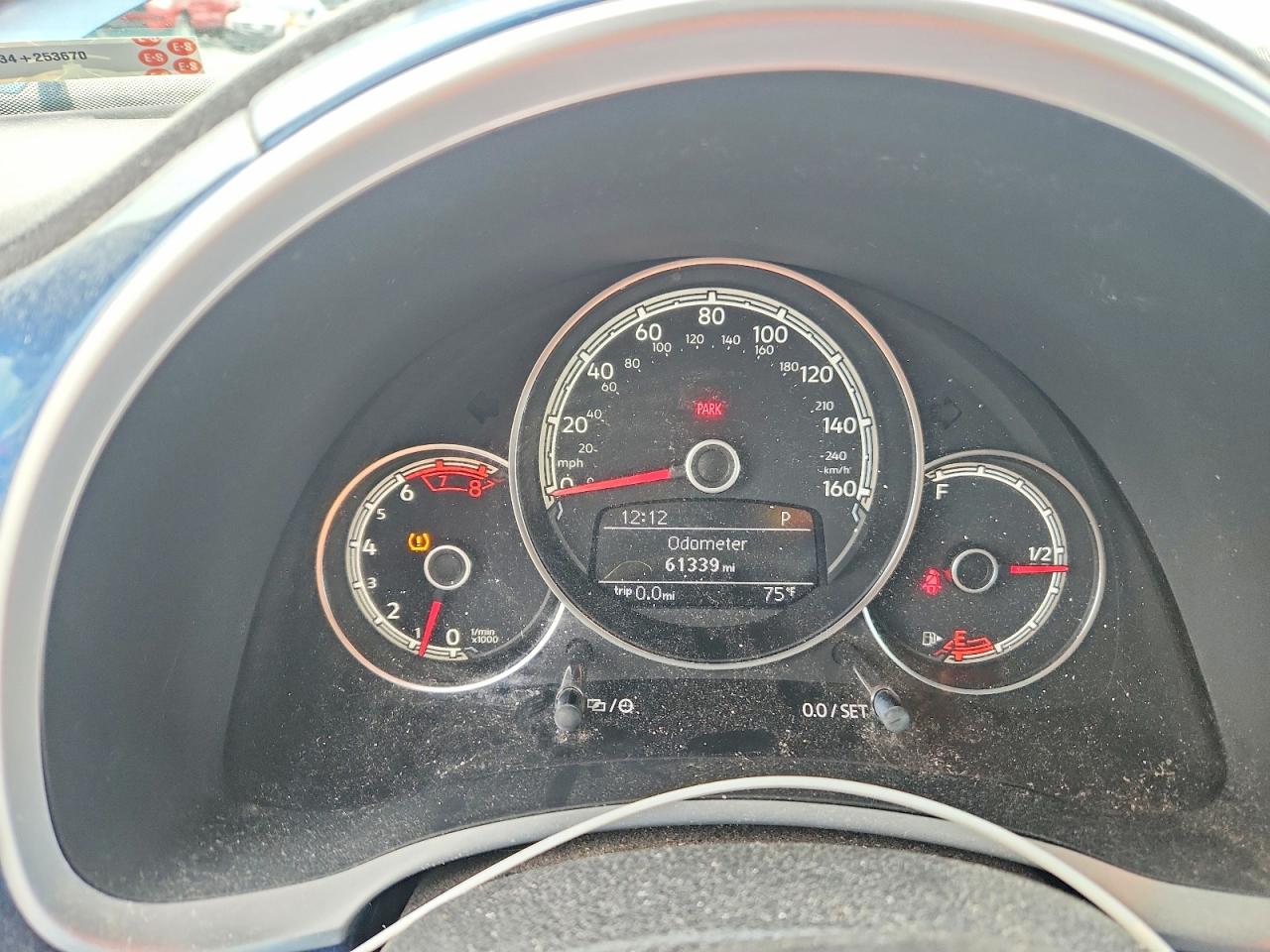 2019 VOLKSWAGEN BEETLE S photo 17