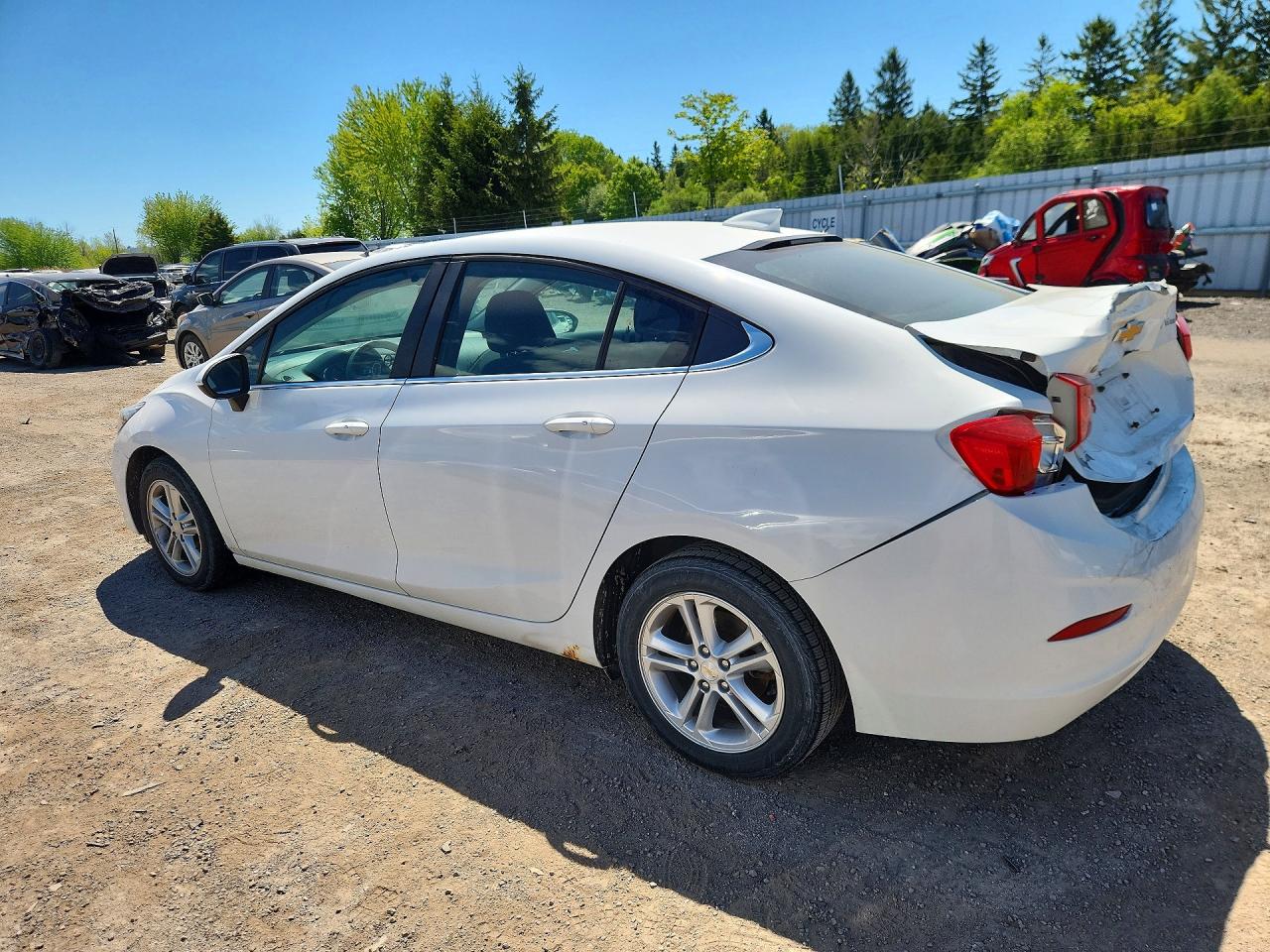 2016 CHEVROLET CRUZE LT photo 3