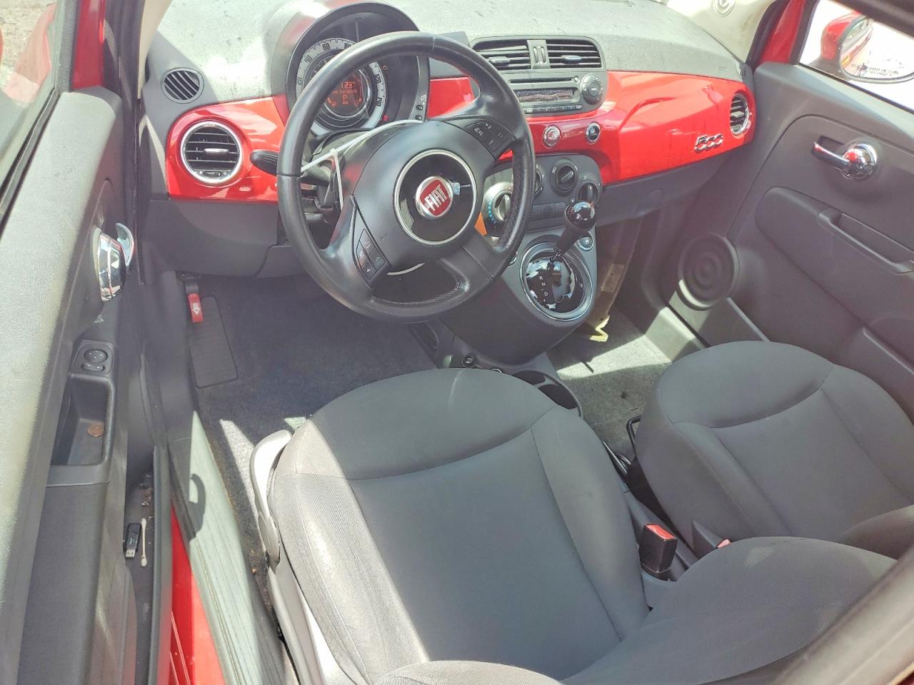 2013 FIAT 500 POP photo 15