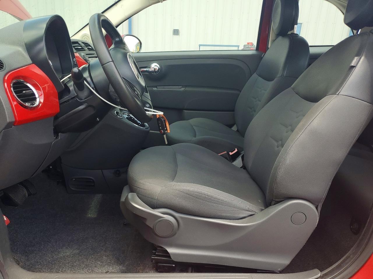 2013 FIAT 500 POP photo 13