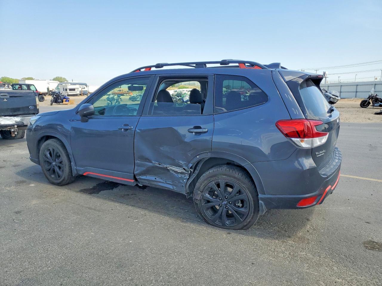 2022 SUBARU FORESTER SPORT photo 3