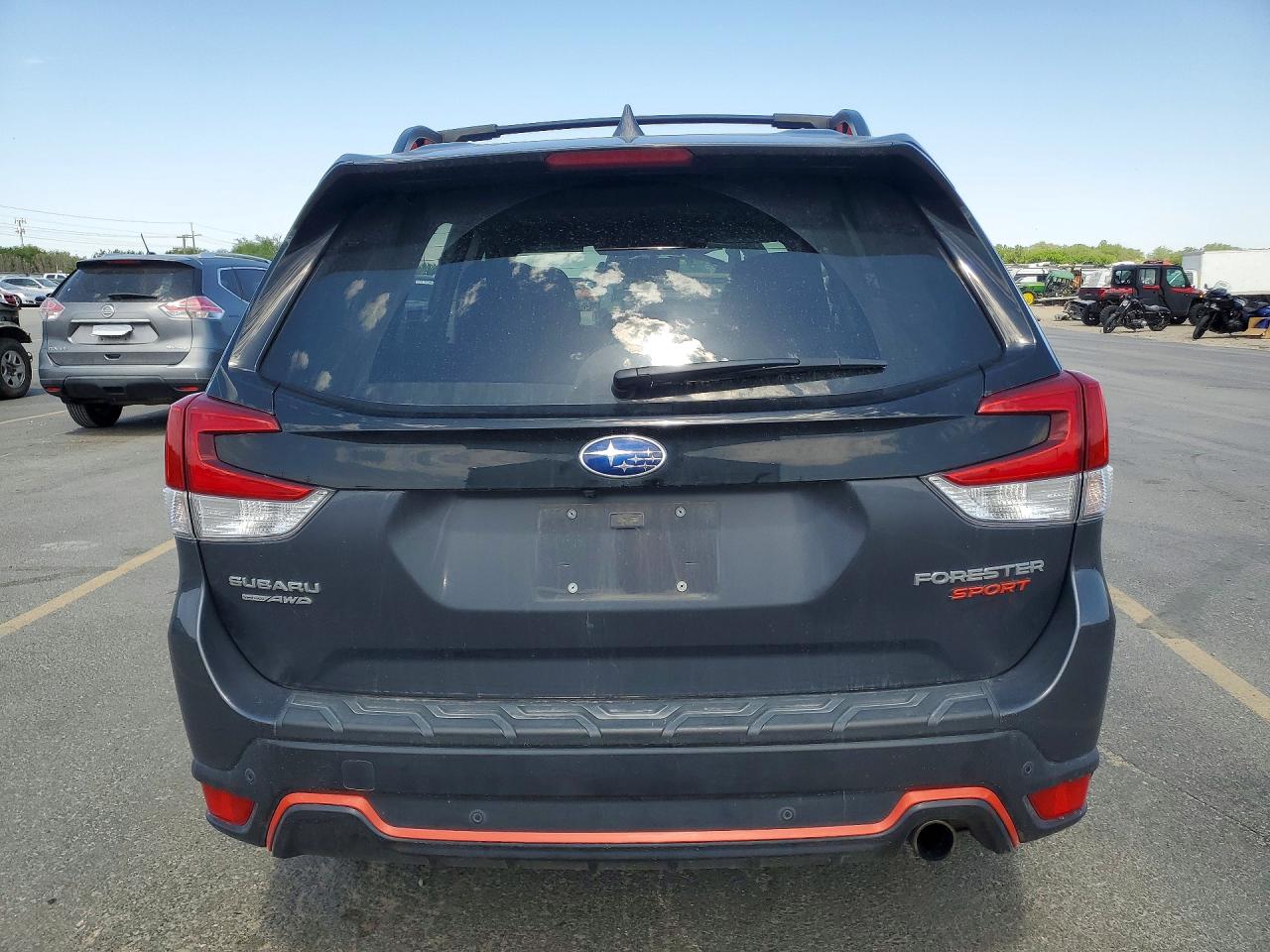 2022 SUBARU FORESTER SPORT photo 11
