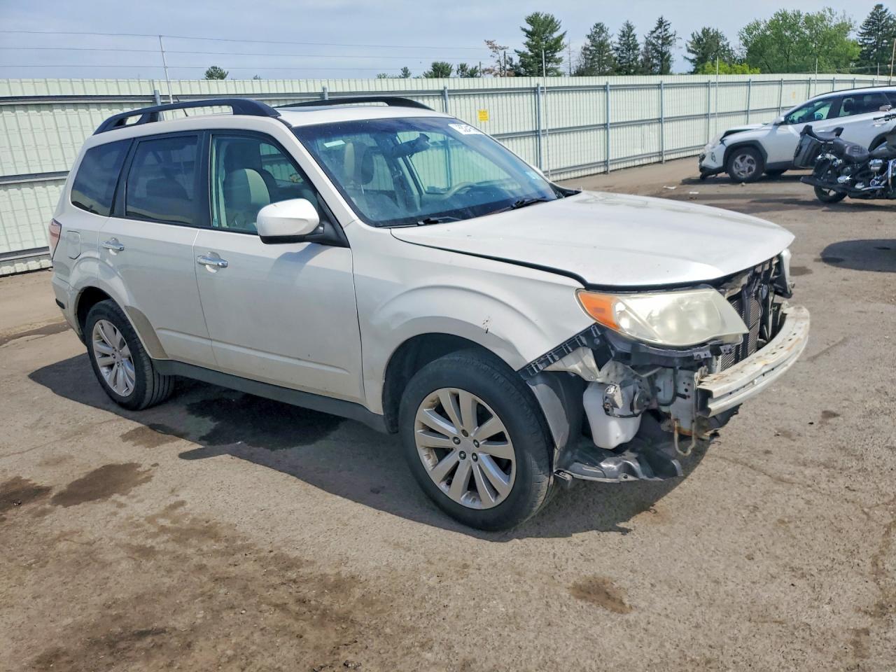 2011 SUBARU FORESTER 2.5X PREMIUM photo 7