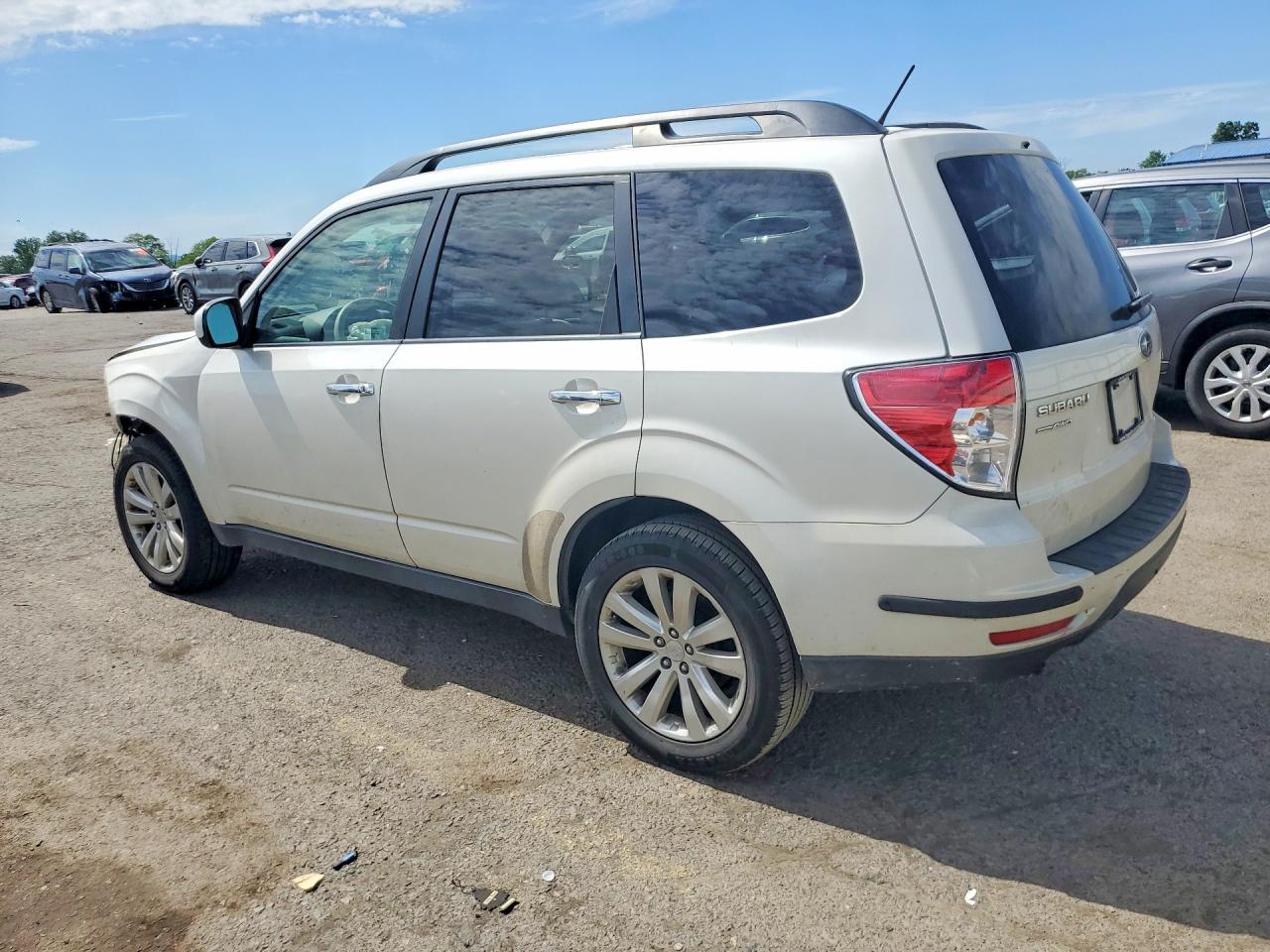 2011 SUBARU FORESTER 2.5X PREMIUM photo 3