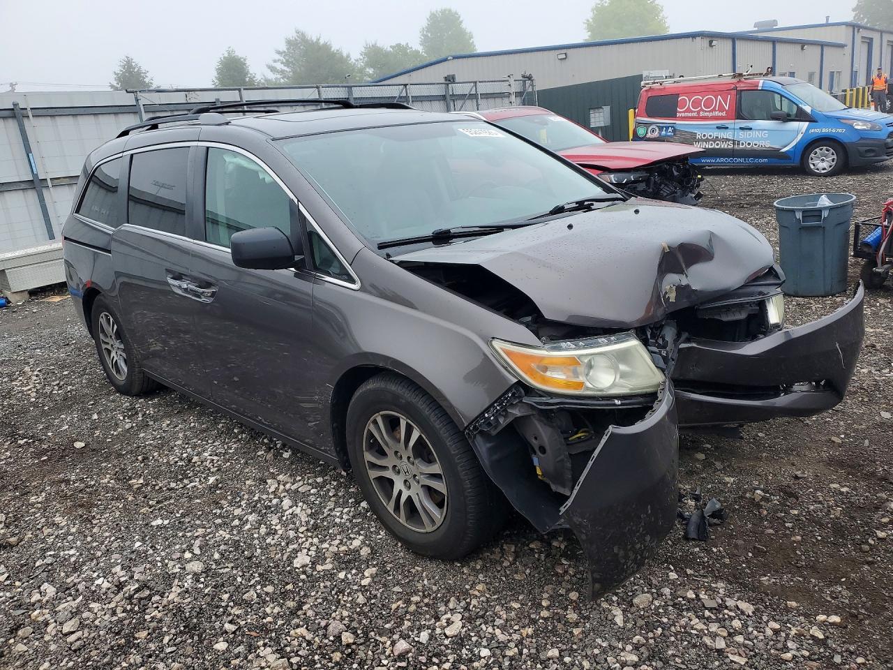 2013 HONDA ODYSSEY EXL photo 4