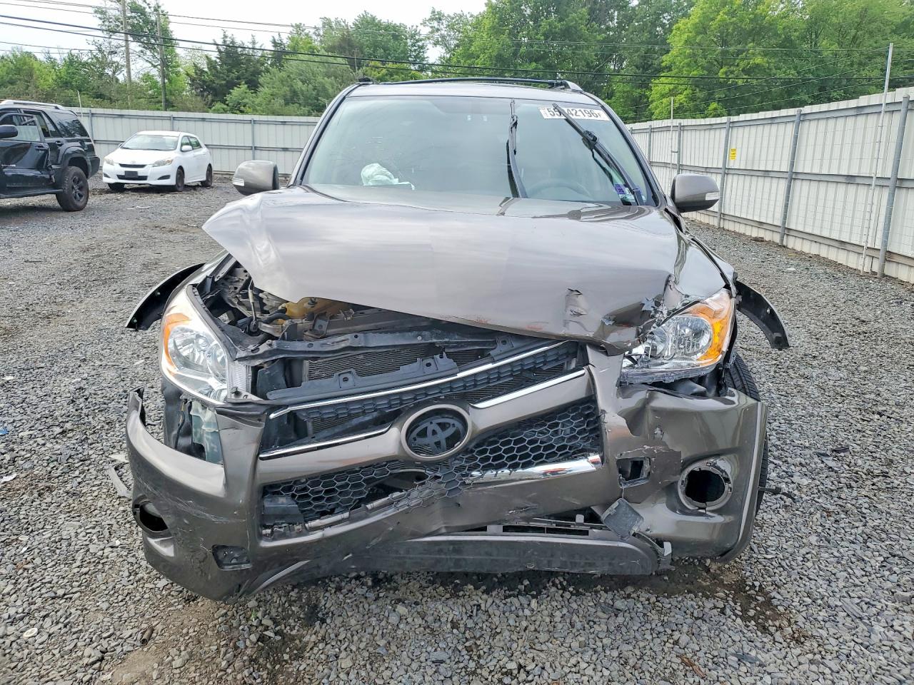 2011 TOYOTA RAV4 LIMITED photo 5