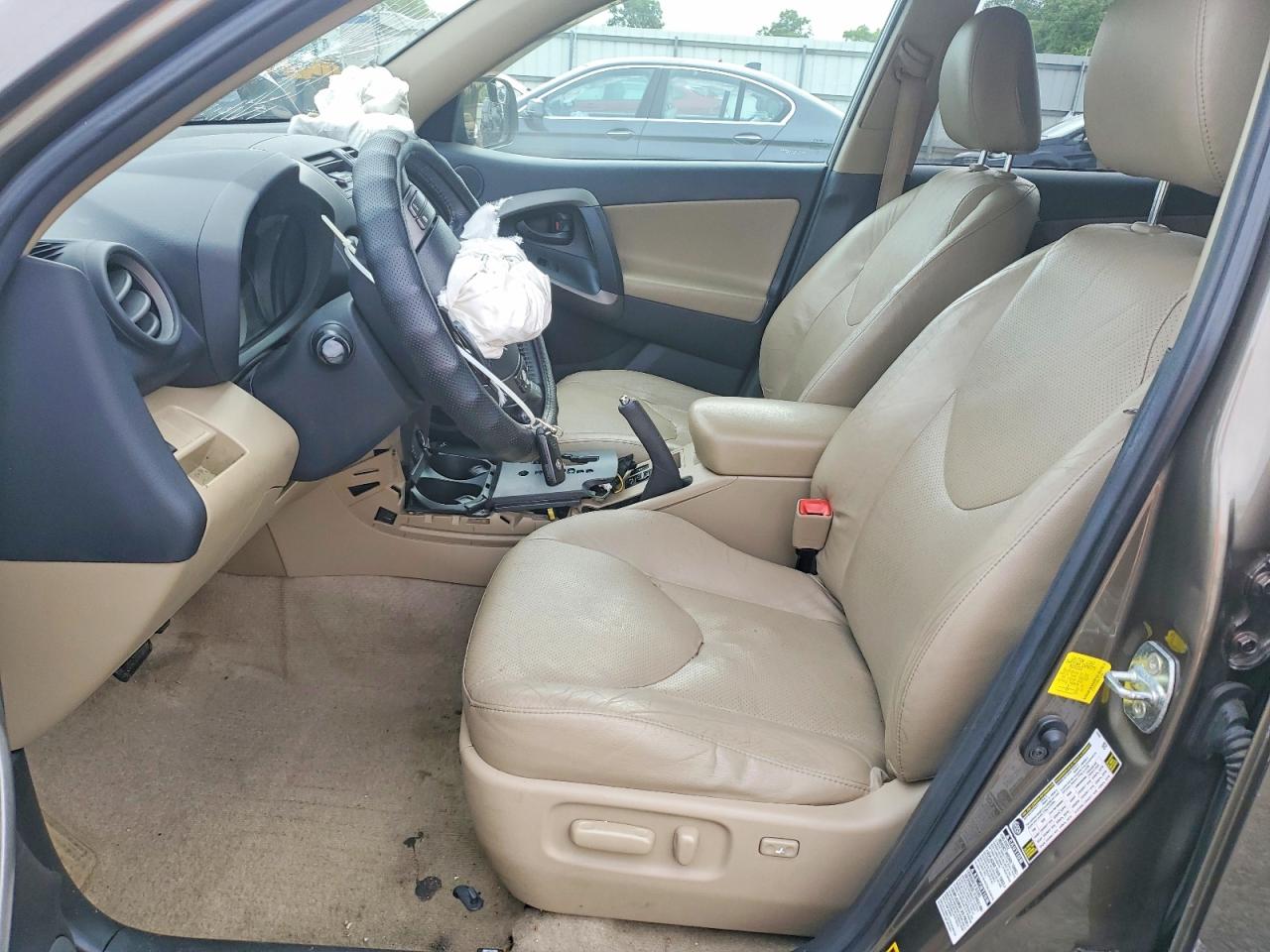 2011 TOYOTA RAV4 LIMITED photo 7