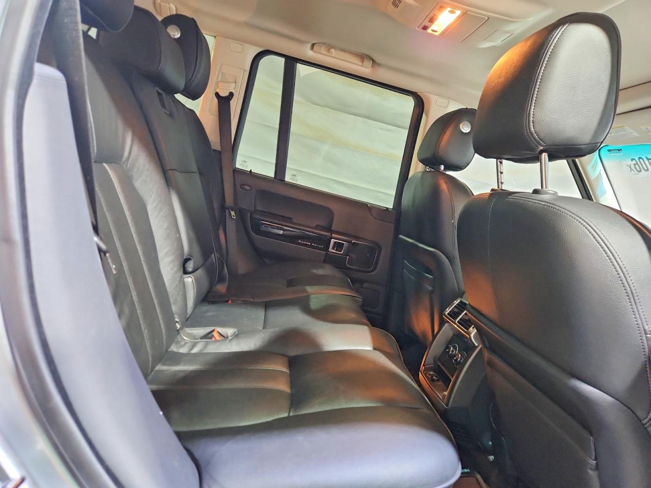 2012 LAND ROVER RANGE ROVER HSE photo 21
